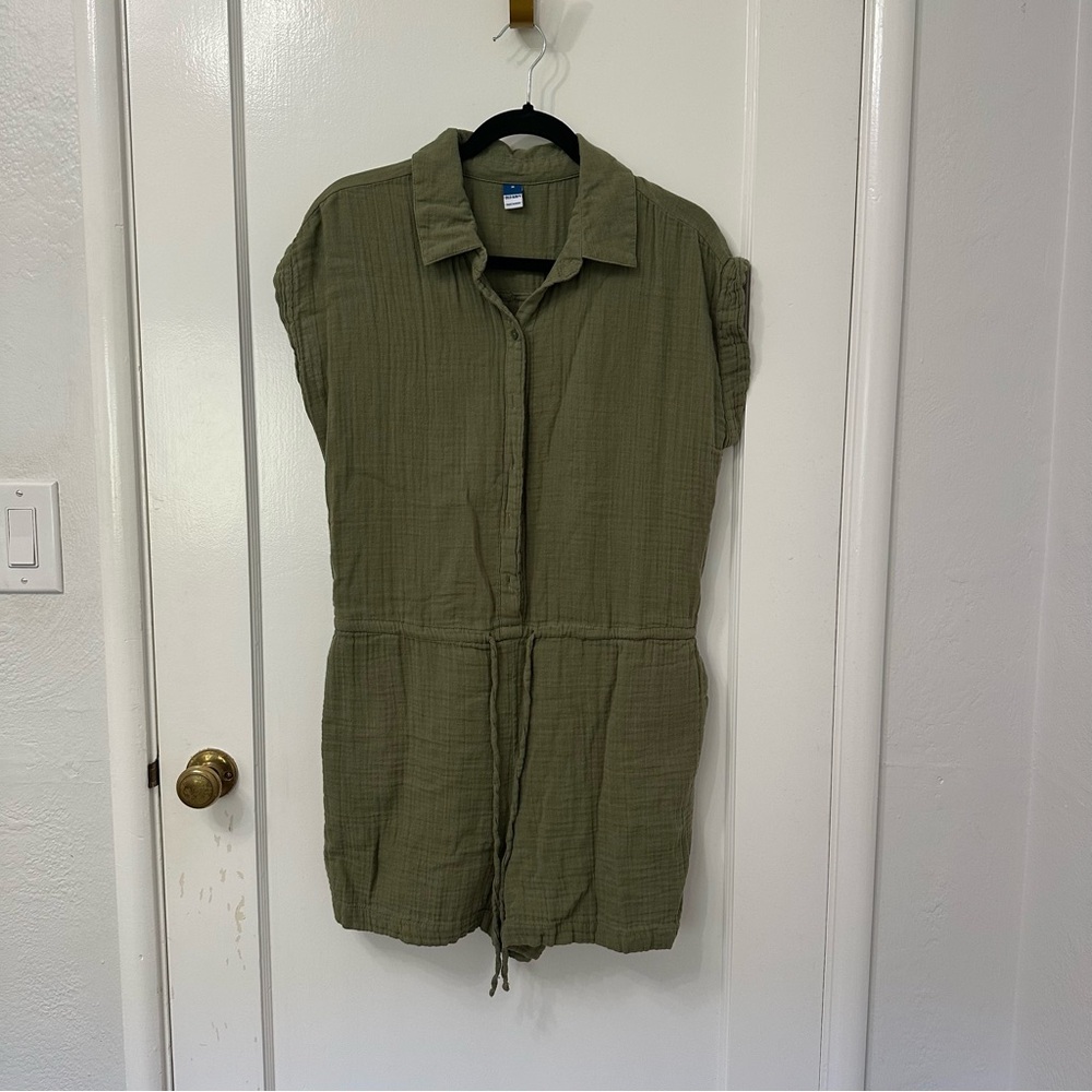 Old Navy | Army Green Romper | Size M | Tie Waist + Buttons